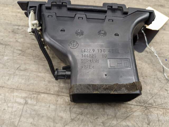 06-13 OEM BMW E90 E92 E93 335 328 M3 Left Driver Side Dashboard Air Vent