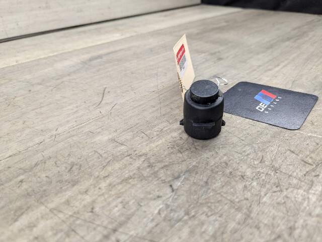 *OEM BMW E82 E84 E88 E89 E90 E92 E93 Front Rear Parking Distance Sensor PDC