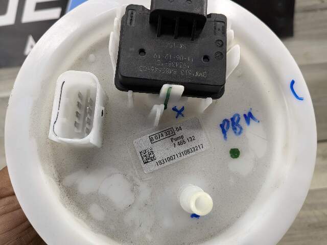 OEM BMW X3M X4M F97 F98 Engine Gas Tank Fuel Pump Sending Unit Assembly