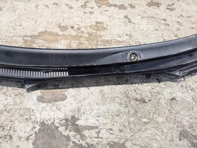 19-24 OEM BMW G05 G06 G07 X5 X6 X7 Front Windshield Cowl Trim Cover Grille Panel