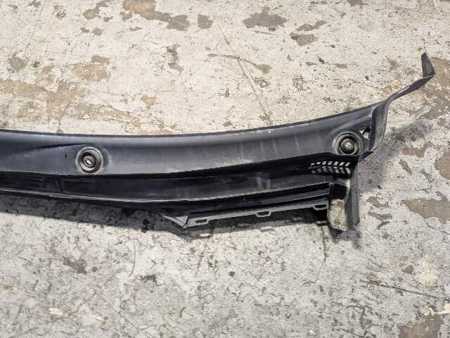 19-24 OEM BMW G05 G06 G07 X5 X6 X7 Front Windshield Cowl Trim Cover Grille Panel