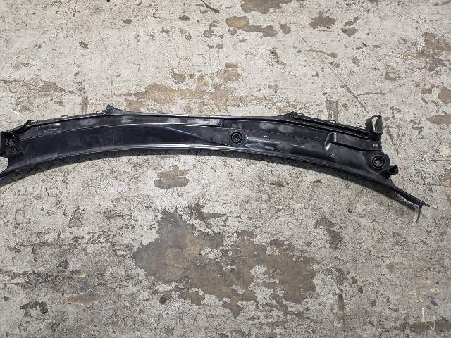 19-24 OEM BMW G05 G06 G07 X5 X6 X7 Front Windshield Cowl Trim Cover Grille Panel