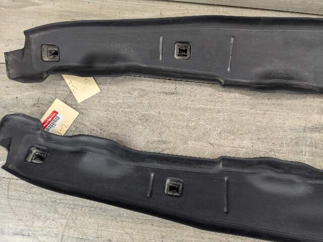 19-24 OEM BMW G05 G07 X5 X7 Left Right Side Fender Seal Protector Cover Trim