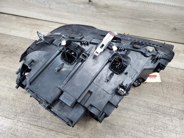 *NOTE* 13-15 OEM BMW F01 F02 LCI Right Passenger Side Adaptive Xenon Headlight