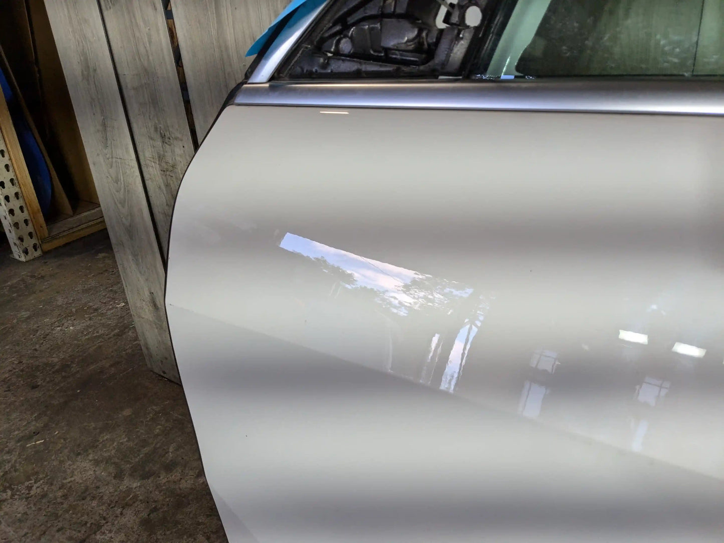 *19-23 OEM BMW G05 X5 Front Left Driver Side Door Shell Panel White 300