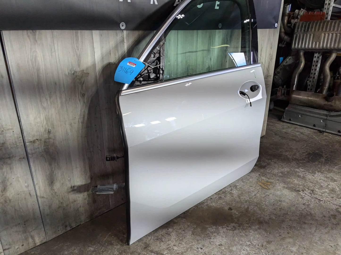 *19-23 OEM BMW G05 X5 Front Left Driver Side Door Shell Panel White 300