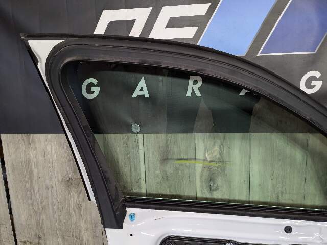 *19-23 OEM BMW G05 X5 Front Left Driver Side Door Shell Panel White 300