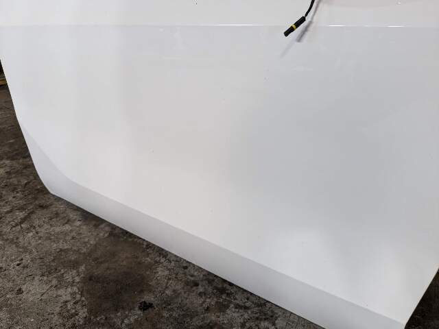*19-23 OEM BMW G05 X5 Front Left Driver Side Door Shell Panel White 300