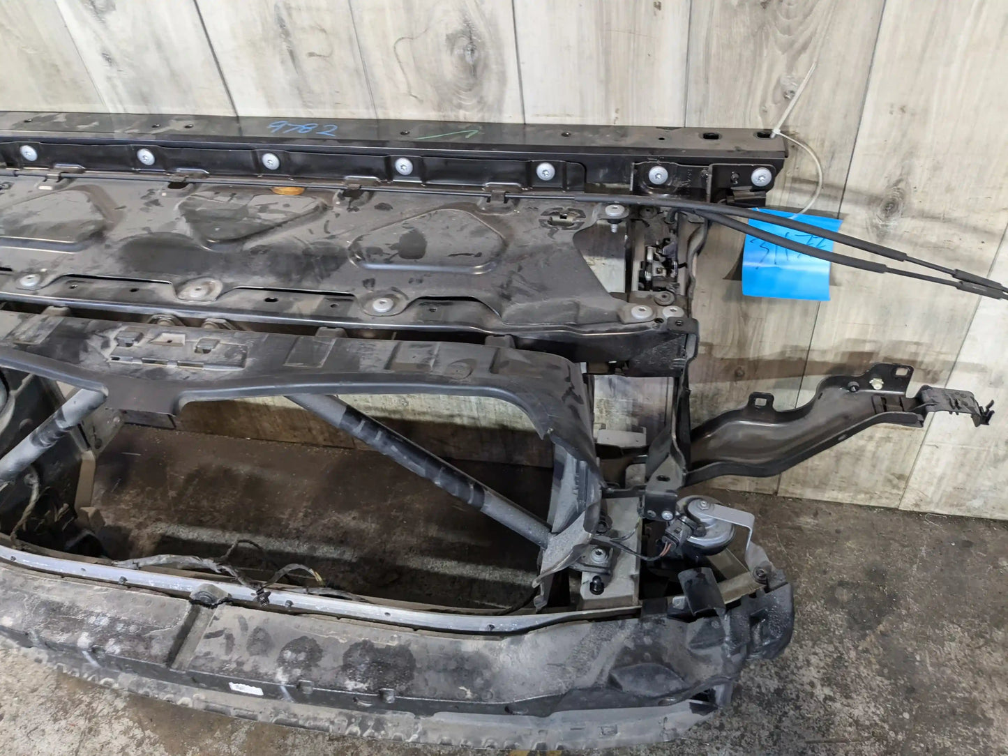 19-25 OEM BMW G05 G06 X5 X6 Front Bumper Radiator Support Frame Reinforcement