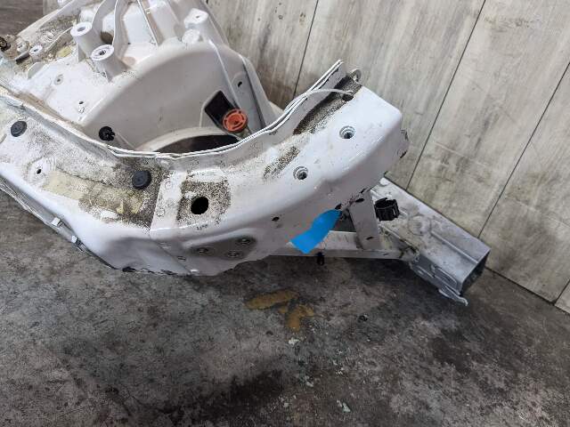 19-23 OEM BMW G05 X5 Front Right Passenger Side Apron CUT Supporting Strut White