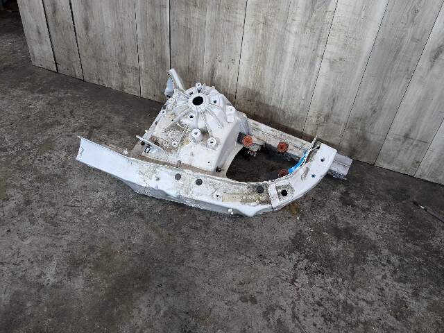 19-23 OEM BMW G05 X5 Front Right Passenger Side Apron CUT Supporting Strut White