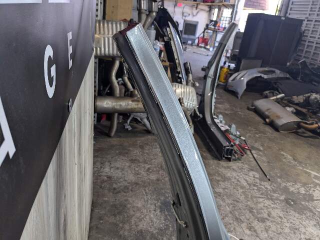 18-24 OEM BMW F97 G01 X3 X3M Left Driver Side B Pillar Door Body Cut Structure