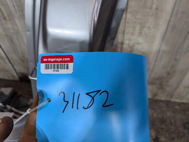 18-24 OEM BMW F97 G01 X3 X3M Left Driver Side B Pillar Door Body Cut Structure