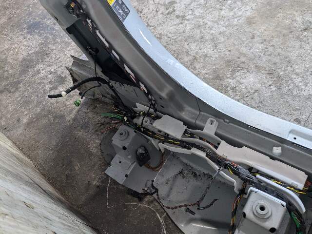 18-24 OEM BMW F97 G01 X3 X3M Left Driver Side B Pillar Door Body Cut Structure