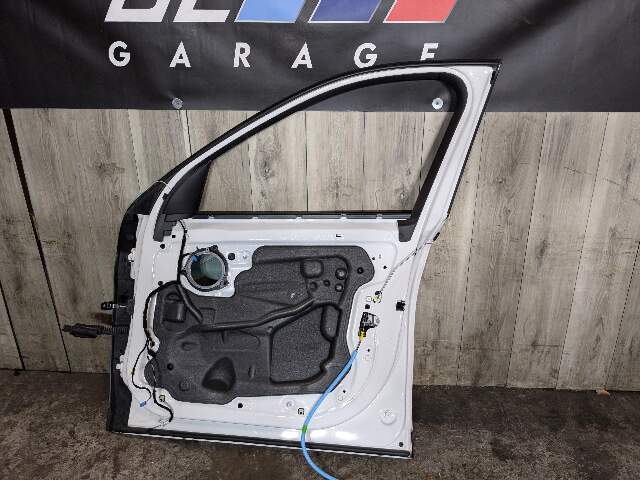 *16-22 OEM BMW F48 X1 Front Right Passenger Side Door Shell Panel White 300