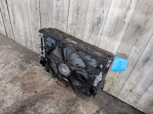OEM BMW F02 F06 F12 F13 640 740 Cooling Radiator Condensor Fan Shroud SET N55