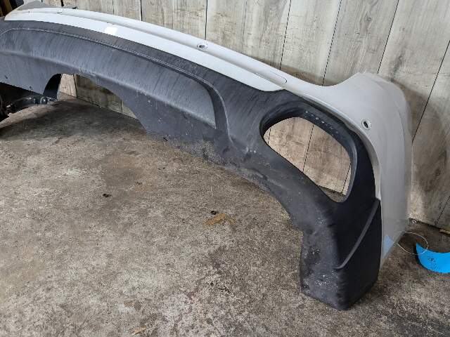 *NOTE* 14-18 OEM BMW F15 X5 Rear Bumper Cover Panel Assembly White 300