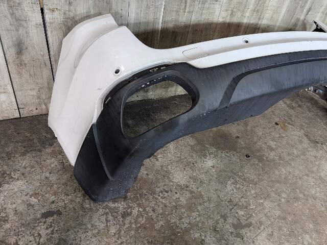 *NOTE* 14-18 OEM BMW F15 X5 Rear Bumper Cover Panel Assembly White 300