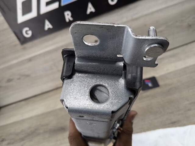 OEM BMW F22 F30 F32 F36 M3 M4 Front Right Passenger Side Knee Lower Dash Airbag