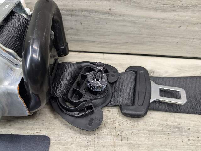 19-23 OEM BMW F95 G05 X5 X5M Rear Left Driver Side Seatbelt Seat Belt Retractor