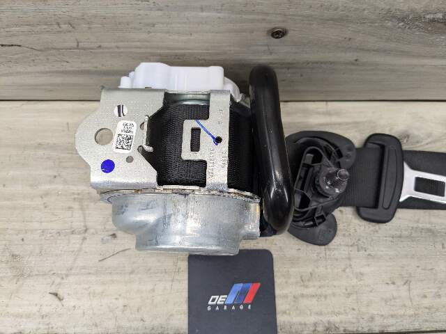 19-23 OEM BMW F95 G05 X5 X5M Rear Left Driver Side Seatbelt Seat Belt Retractor