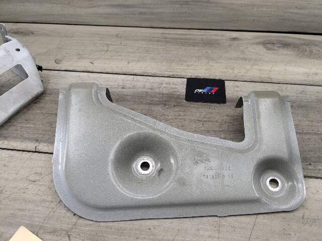 19-23 OEM BMW G05 X5 Front Right Passenger Side Fender Holder Bracket SET