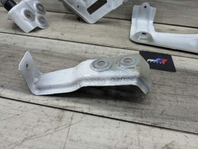 19-23 OEM BMW G05 X5 Front Right Passenger Side Fender Holder Bracket SET