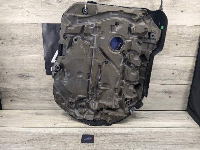 OEM BMW G05 G06 G07 G12 G30 X5 X6 Engine B58C Cover Head Ignition Coil Covering