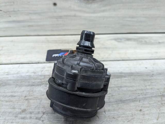 OEM BMW G01 G05 G20 G23 G30 Engine B46 B58 Auxiliary Electric Water Pump Cooling