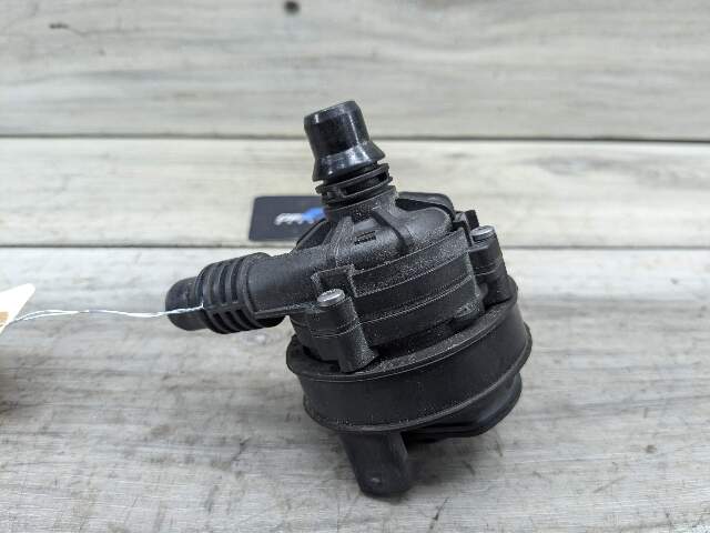 OEM BMW G01 G05 G20 G23 G30 Engine B46 B58 Auxiliary Electric Water Pump Cooling