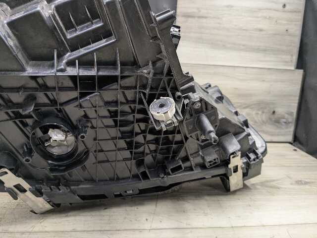*NOTE* 17-20 OEM BMW F90 G30 540 M550 M5 Left Driver ICON LED Adaptive Headlight