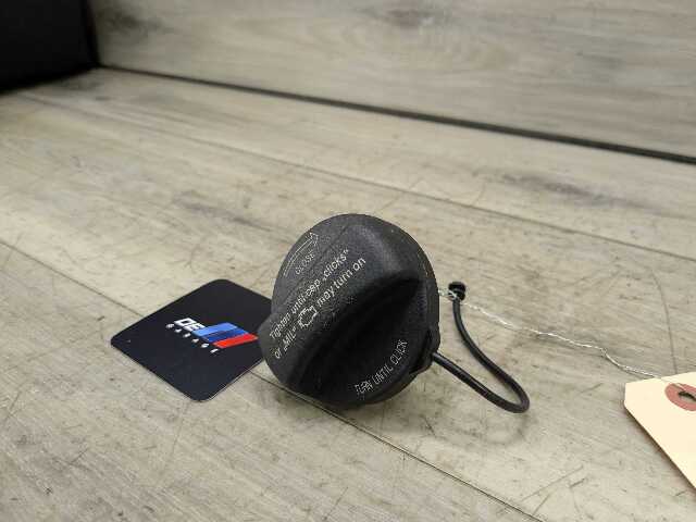 OEM BMW F15 F30 F44 F48 F80 G01 G05 G20 G30 G80 M3 M4 Fuel Gas Tank Filler Cap