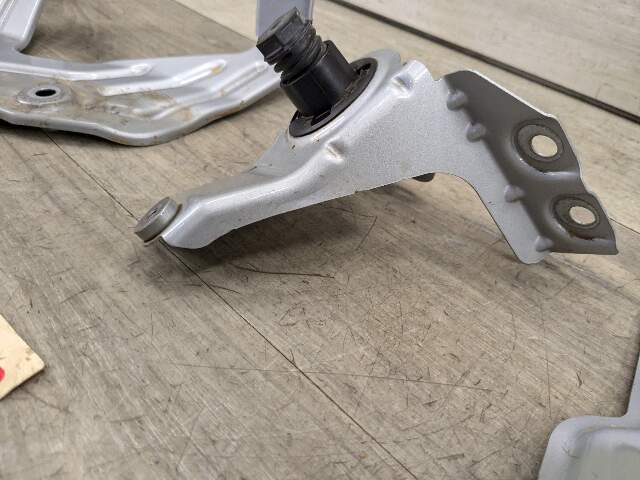 18-24 OEM BMW G01 G02 F97 X3 X4 Right Passenger Fender Wing Holder Bracket SET