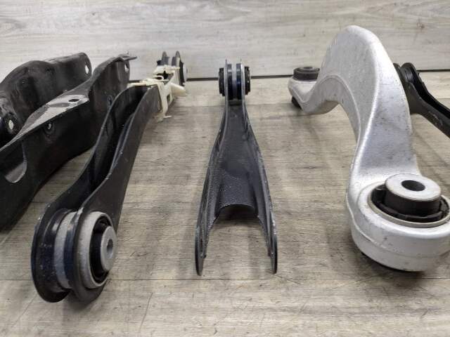 19-23 OEM BMW G05 G06 G07 X5 X7 Rear Right Passenger Control Arm Wishbone SET