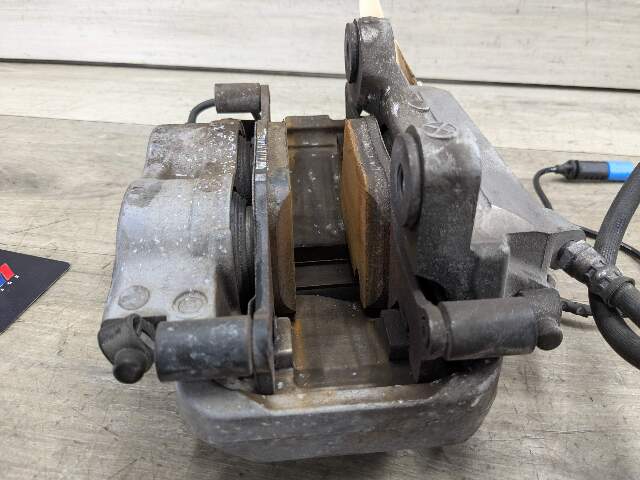 NOTE* OEM BMW G05 G06 40 G20 G22 G23 G26 430 G30 Front Left Driver Brake Caliper