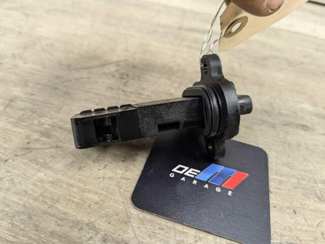 10-19 OEM BMW F07 F10 F13 F01 F02 F15 F86 MAF Mass Air Flow Sensor Meter Engine