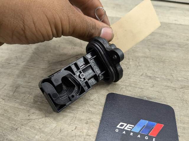 10-19 OEM BMW F07 F10 F13 F01 F02 F15 F86 MAF Mass Air Flow Sensor Meter Engine