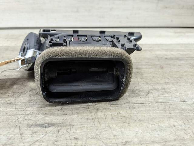 16-23 OEM BMW F39 F48 X1 X2 Left Driver Side Air AC Vent Dash Grille