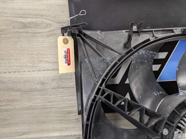 OEM BMW F39 F48 X1 X2 Radiator Cooling Fan Motor Shroud Assembly 850W B46