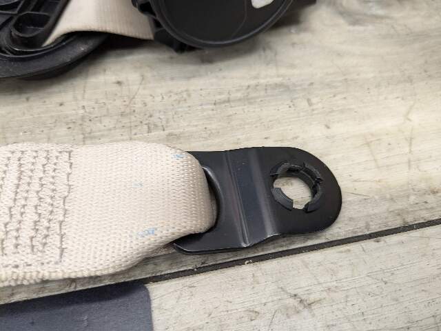 14-18 OEM BMW F15 X5 Rear Left Driver Side Seatbelt Seat Belt Retractor Beige