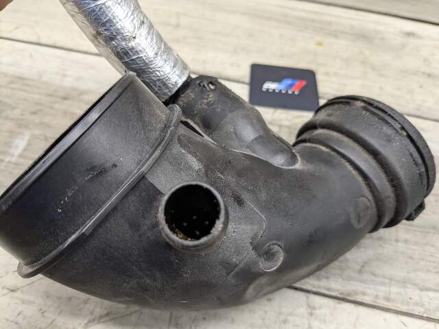 20-24 OEM BMW G05 G12 G30 540 740 840 X5 Engine B58C Air Intake Hose Tube Pipe