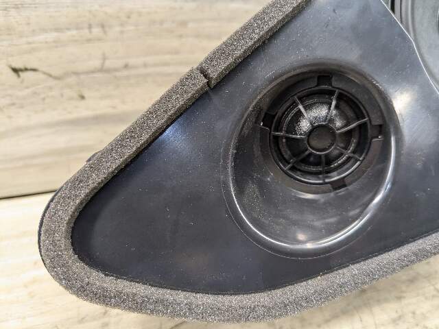 19-23 OEM BMW G05 X5 Rear Left Driver Side D Pillar MID Range Speaker Tweeter