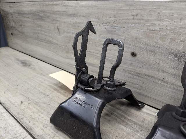 14-19 OEM BMW F15 F85 X5 F16 F86 X6 Hood Hardware Safety Latch Hook SET