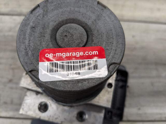 14-18 OEM BMW F15 X5 ABS Brake Pump Anti Lock DSC Dynamic Stability Control