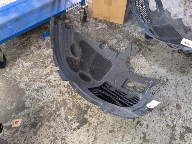 19-23 OEM BMW G05 X5 Left Driver Side Fender Liner Wheel Splash Shield Frontward