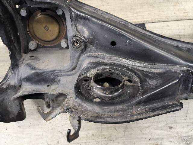 OEM BMW F39 F44 F48 X1 X2 Rear Left Driver Trailing Control Arm Knuckle Spindle