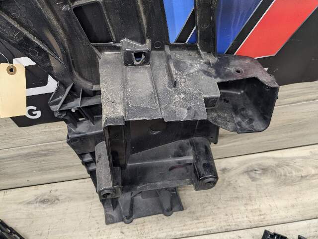 16-22 OEM BMW F48 X1 Rear Bumper Right Passenger Side Bracket Mount Support PAIR