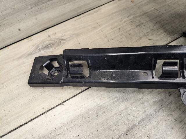 16-22 OEM BMW F48 X1 Rear Bumper Right Passenger Side Bracket Mount Support PAIR