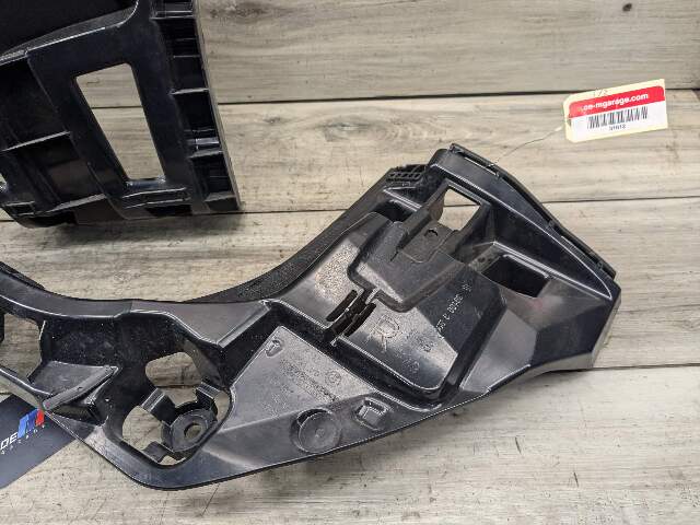 16-22 OEM BMW F48 X1 Rear Bumper Right Passenger Side Bracket Mount Support PAIR
