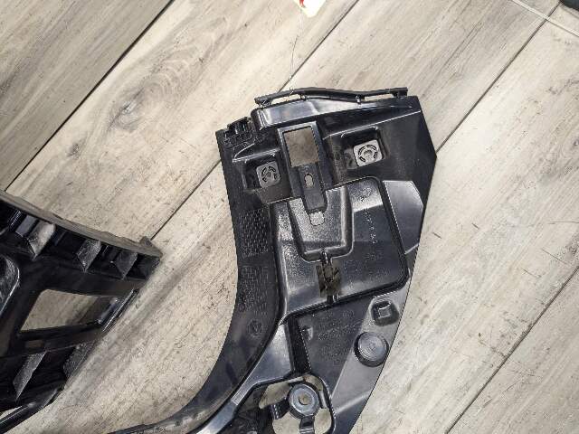 16-22 OEM BMW F48 X1 Rear Bumper Right Passenger Side Bracket Mount Support PAIR